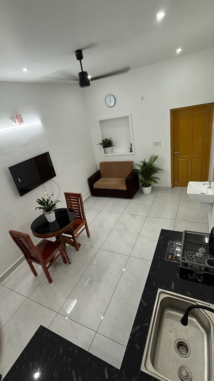 Diamond Suite Living Room
